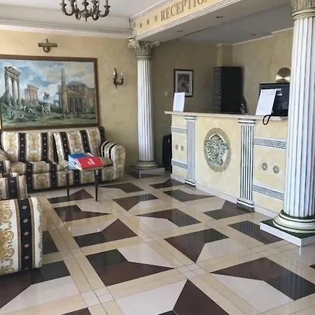 Golden Pearl فندق